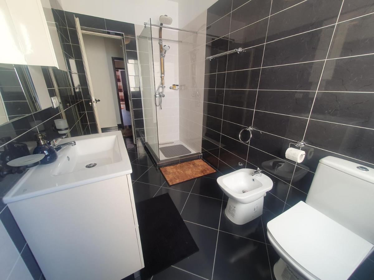 Apartment In The Heart Of Tirana , Bllok Exterior foto