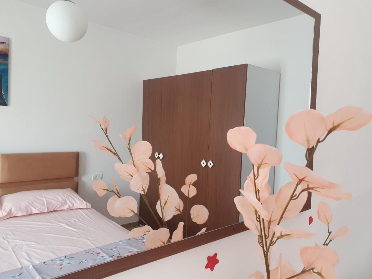 Apartment In The Heart Of Tirana , Bllok Exterior foto