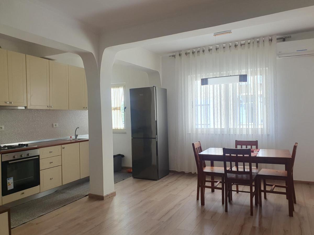 Apartment In The Heart Of Tirana , Bllok Exterior foto