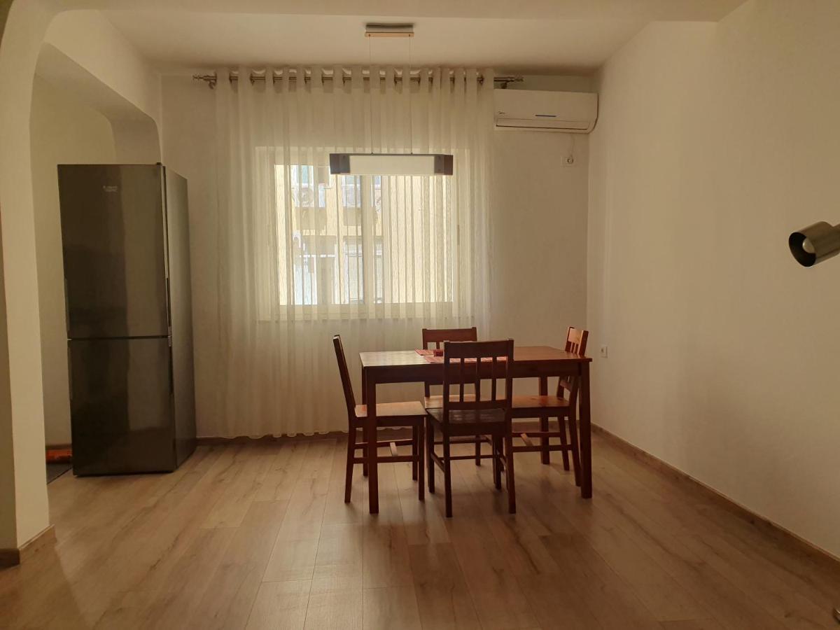 Apartment In The Heart Of Tirana , Bllok Exterior foto